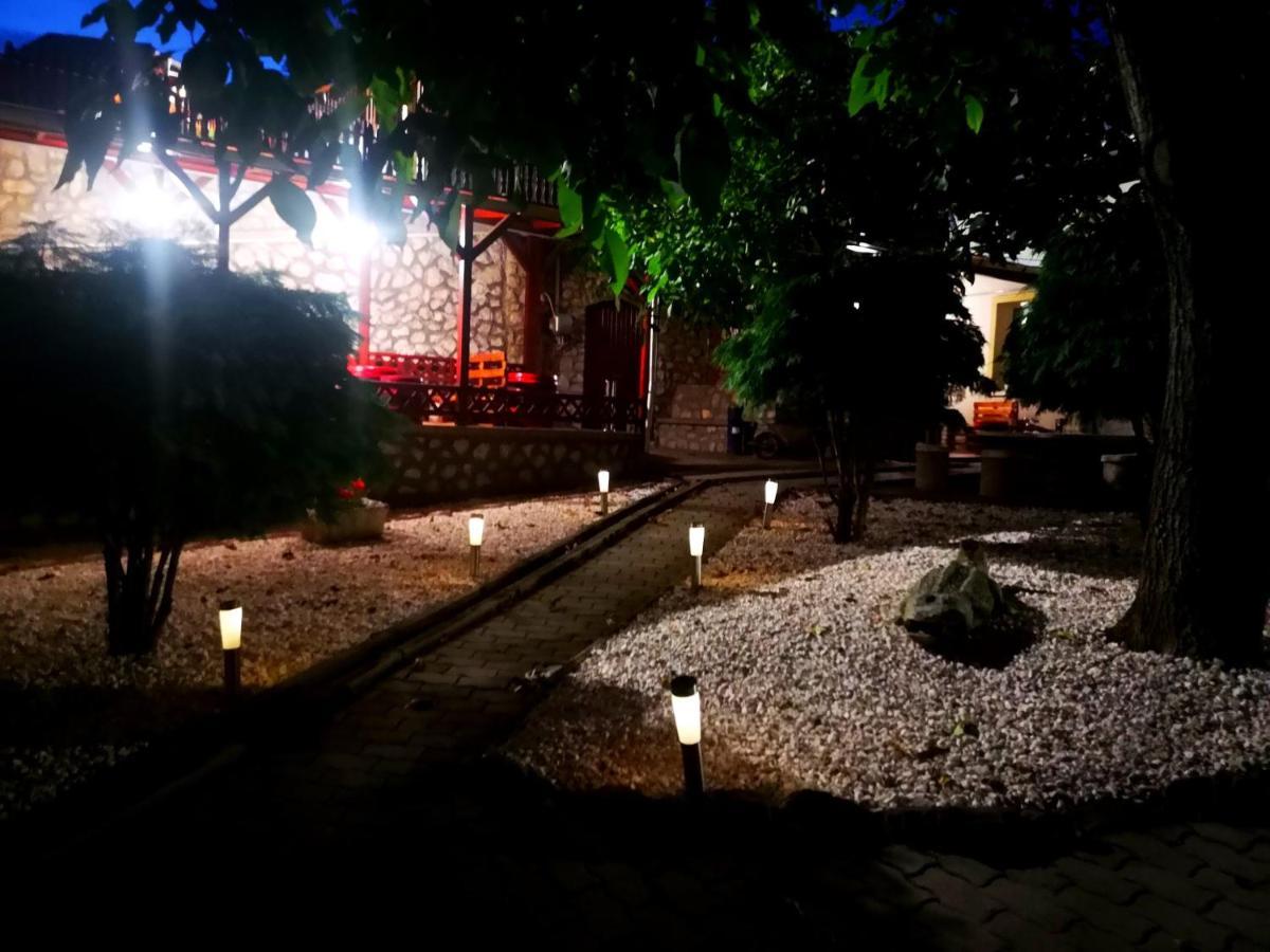 Zoeld Sziget Wellness Bed and Breakfast Egerszalók Eksteriør billede